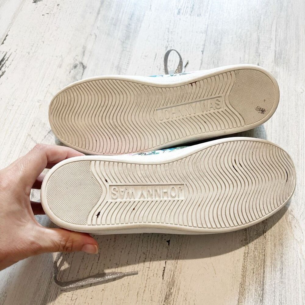Johnny Was - Women's Dreamer Sneaker Size 8.5 - Picture 4 of 4